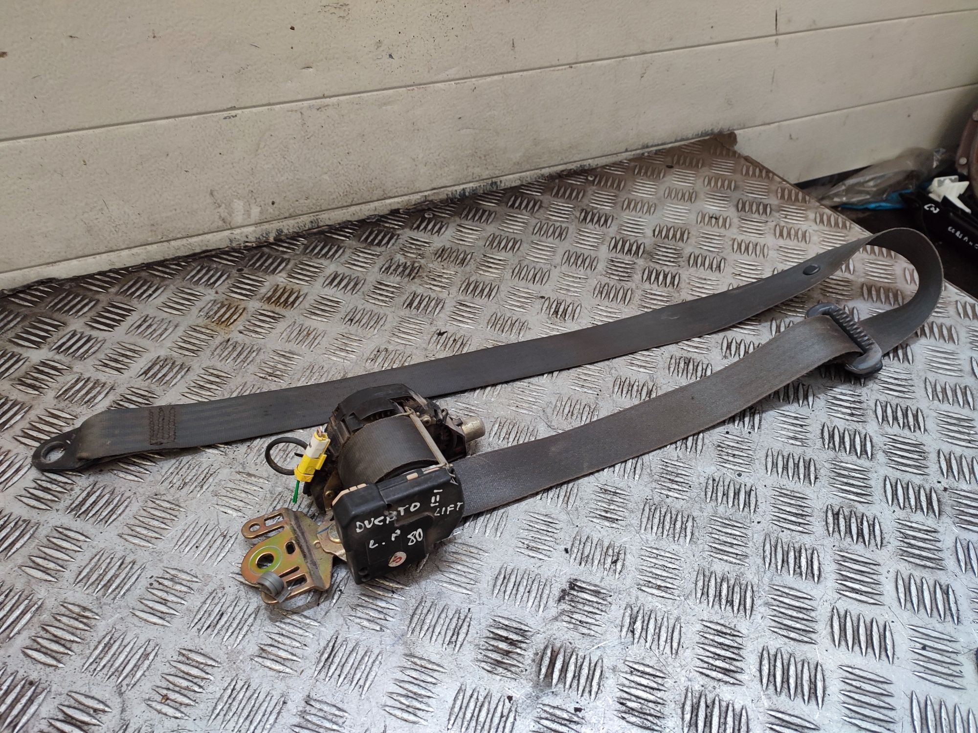 Fiat Ducato II lift 02-06r pas bezpieczeństwa bezwładnościowy lewy