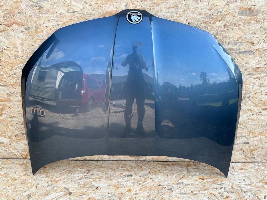 Skoda Fabia III 6V maska pokrywa silnika oryginalna 6V0