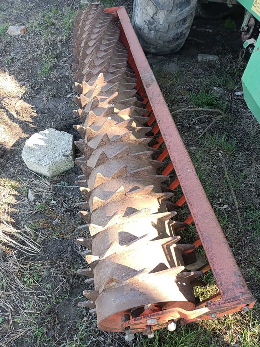 Wał packera 3m z brony aktywnej Howard.