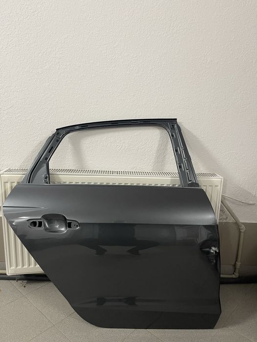 Продам Дверку Audi A4    РЕСТАЙЛІНГ