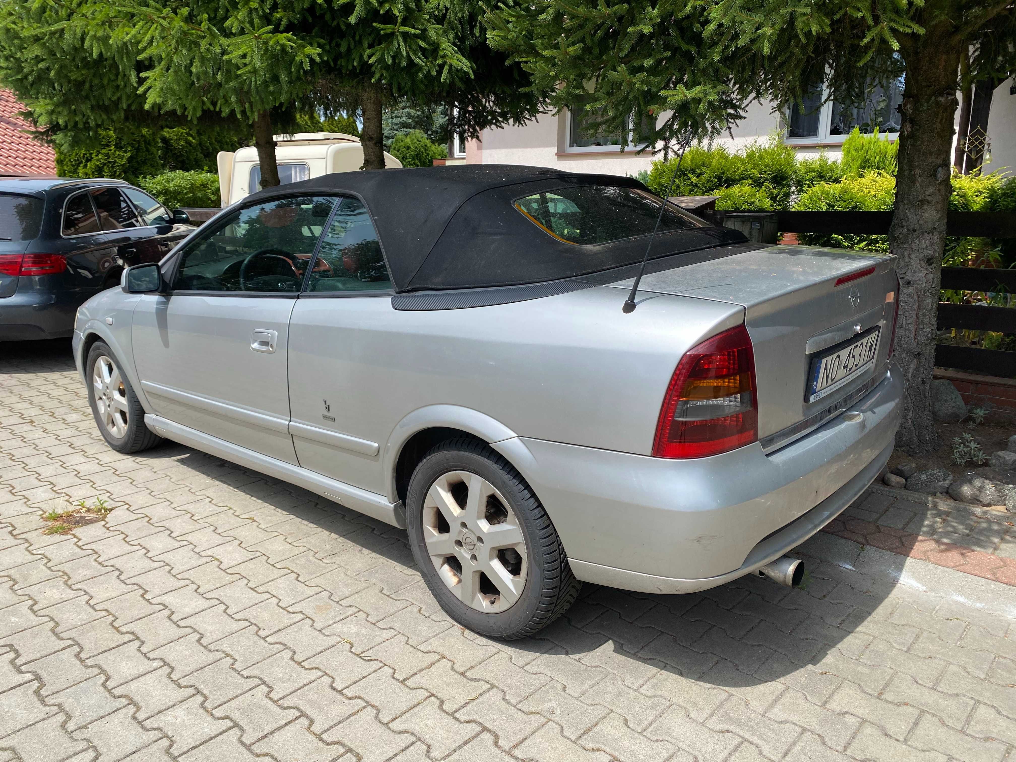 Opel Astra 1.6 16V Benzyna 2001 Cabrio Bertone
