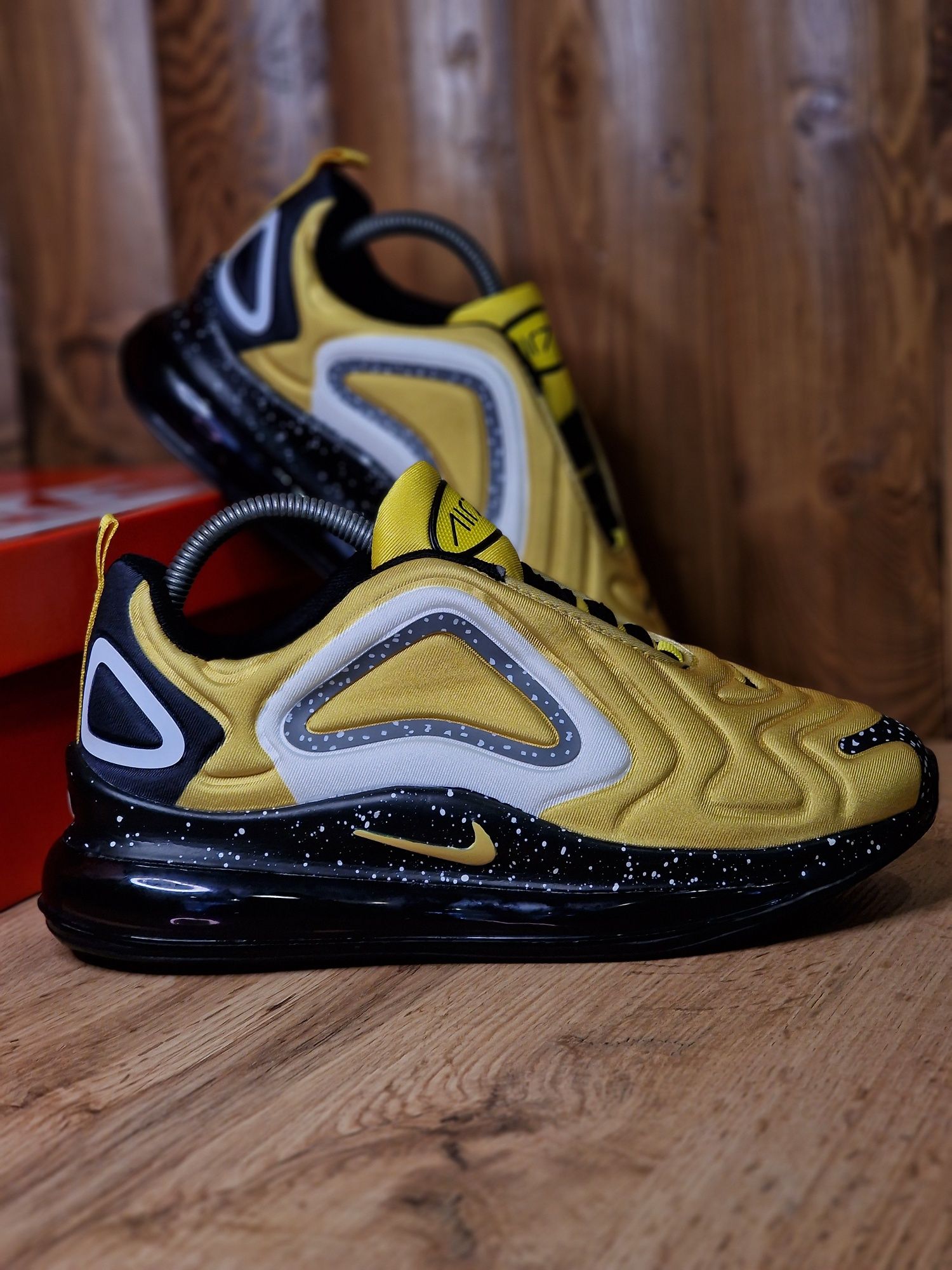 Чоловічі кросівки  Nike Air max 720