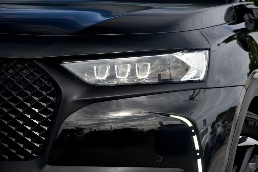 DS Automobiles DS 7 Crossback LED Navi SKÓRA FULL LED PERFORMANCE bogato wyposażony grzane fotele