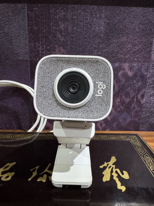 Logitech StreamCam USB-C Full HD – Como Nova, Branca