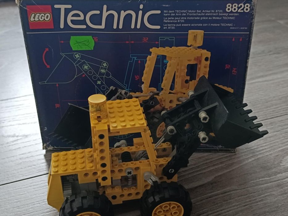 LEGO 8828 Technic front and loader używane