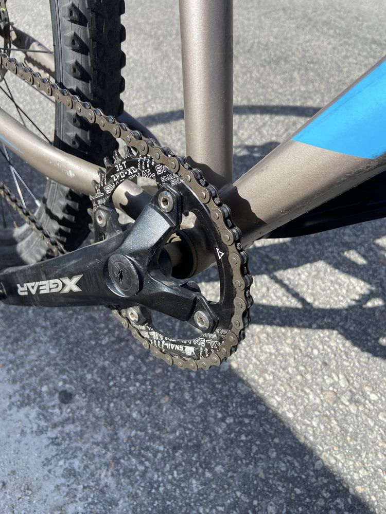 Bicicleta de wheeling e dirt jump(troco por trotinete eletrica)