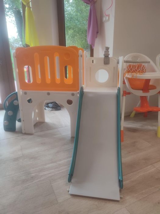 Zjeżdżalnia dla maluchów Hoopyosms