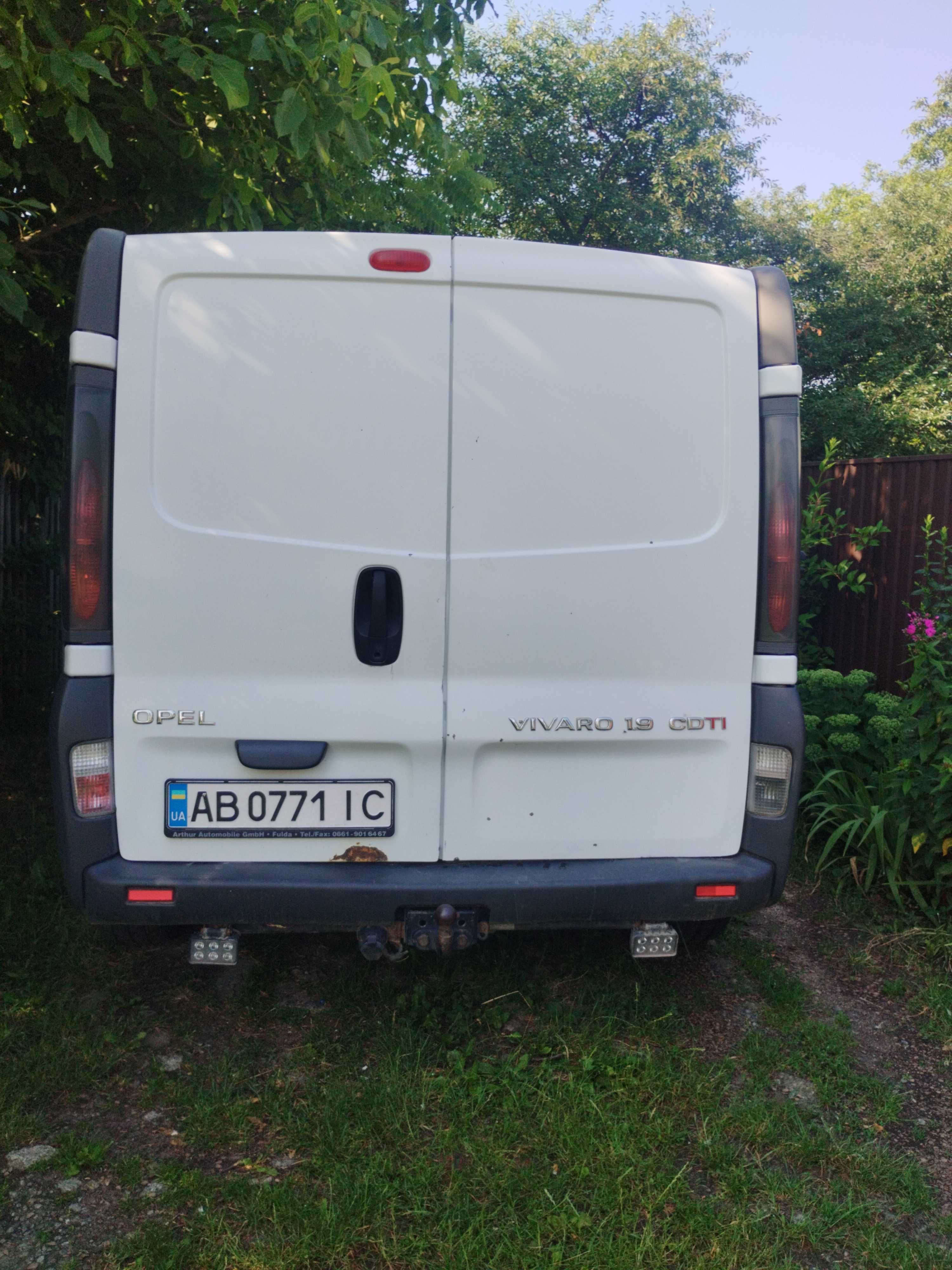 Терміново продам Opel Vivaro