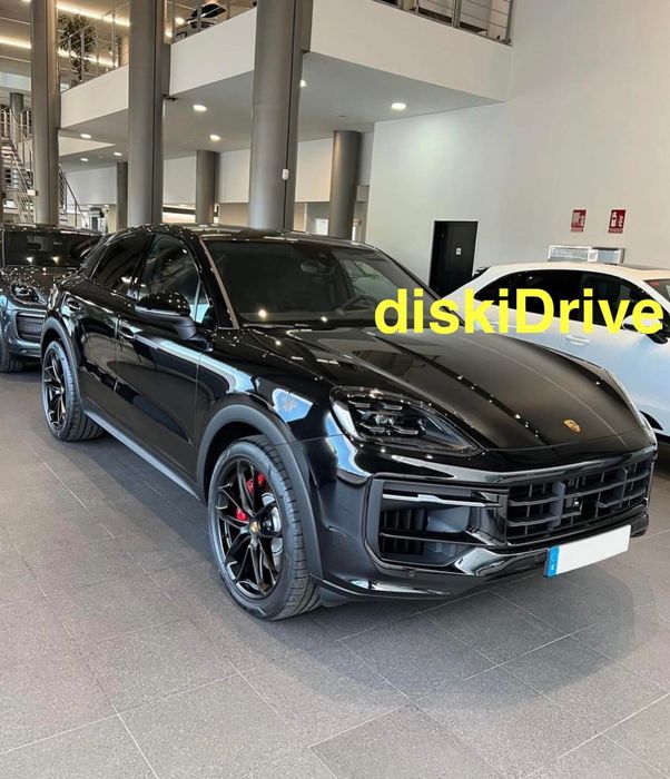 Черные диски R20 21 22 на Porsche Cayenne New / Coupe Panamera Macan
