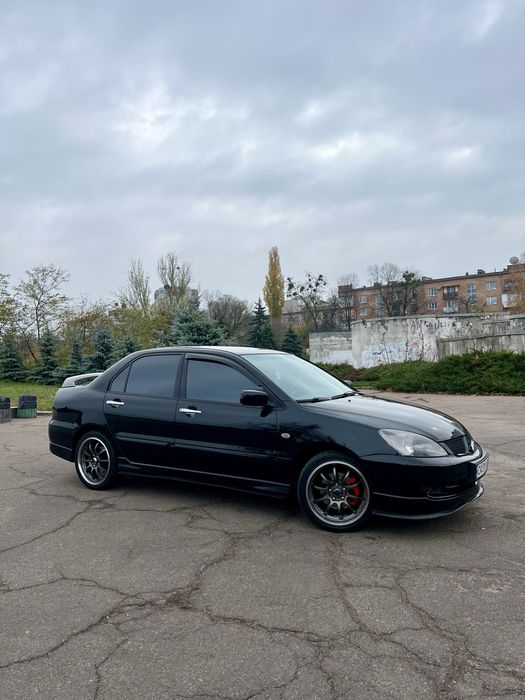 Mitsubishi lancer 9 2.0