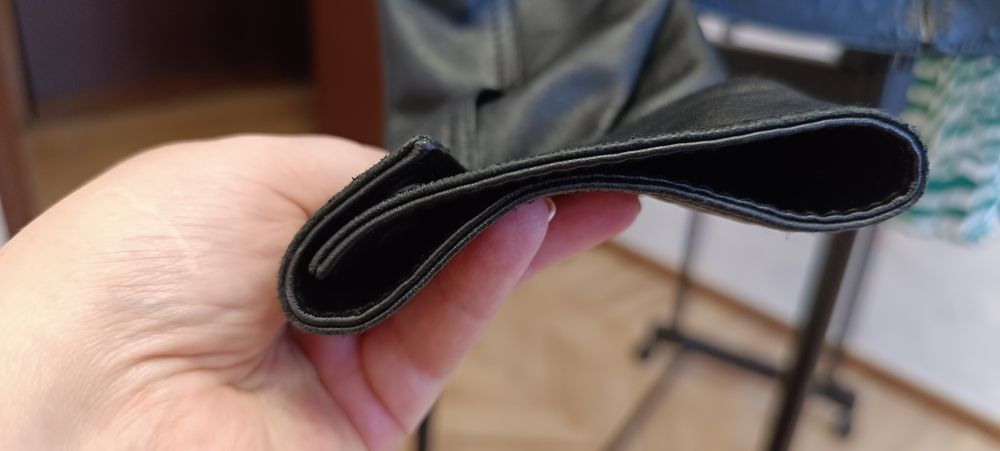 Кожанная косуха на девочку