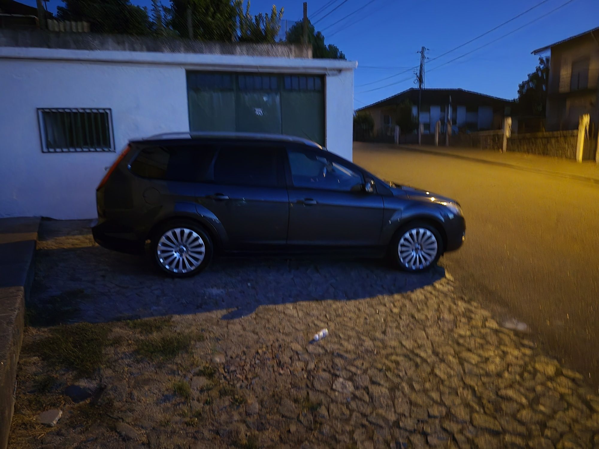 Vendo Ford focus