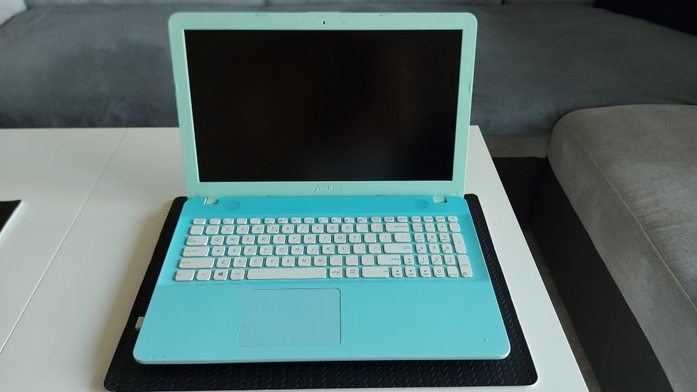 Laptop turkusowy ideal ASUS R541UJ
