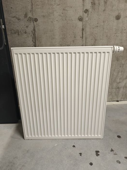 Kaloryfer, nowy, wymontowany z mieszkania deweloperskiego