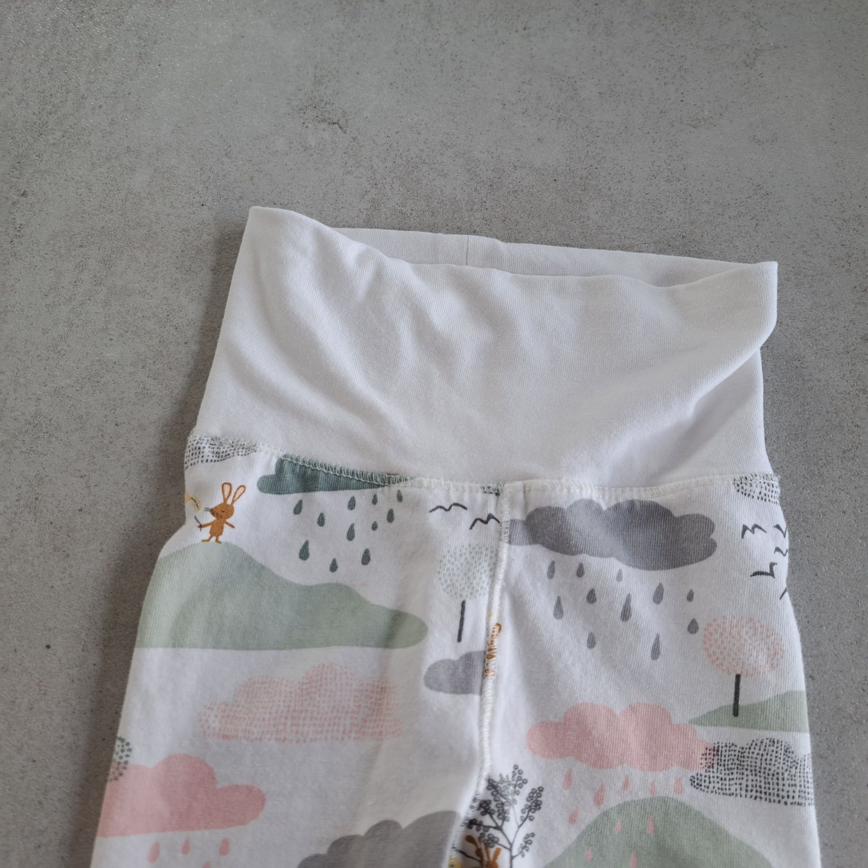 Spodnie półśpiochy legginsy Lindex