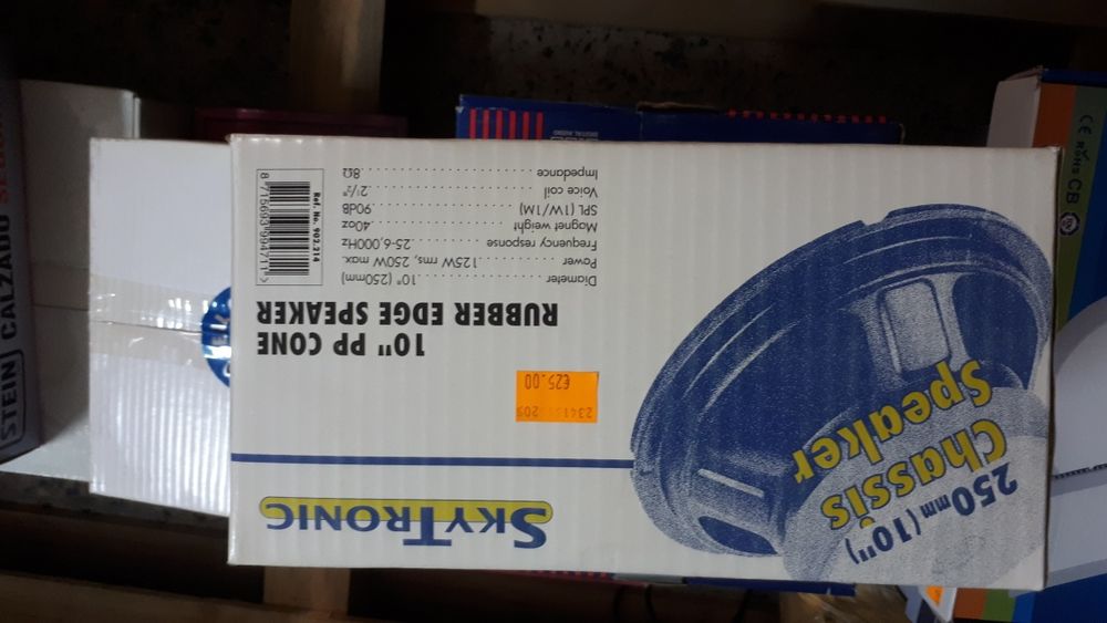 Colunas/subwoofers stock off