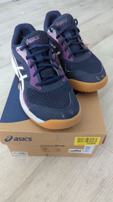 Asics Upcourt 5 GS rozmiar EU 38 , US 5 1/2 , 24 cm siatkówka halówki