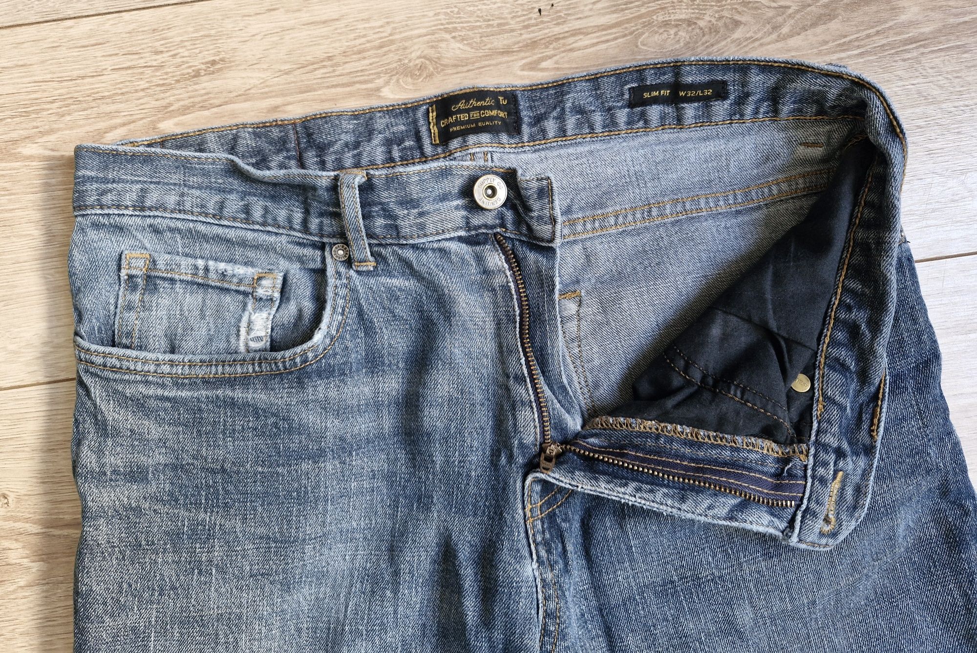 Spodnie * Jeansy * Authentic T.U * Slim fit 32/32 *