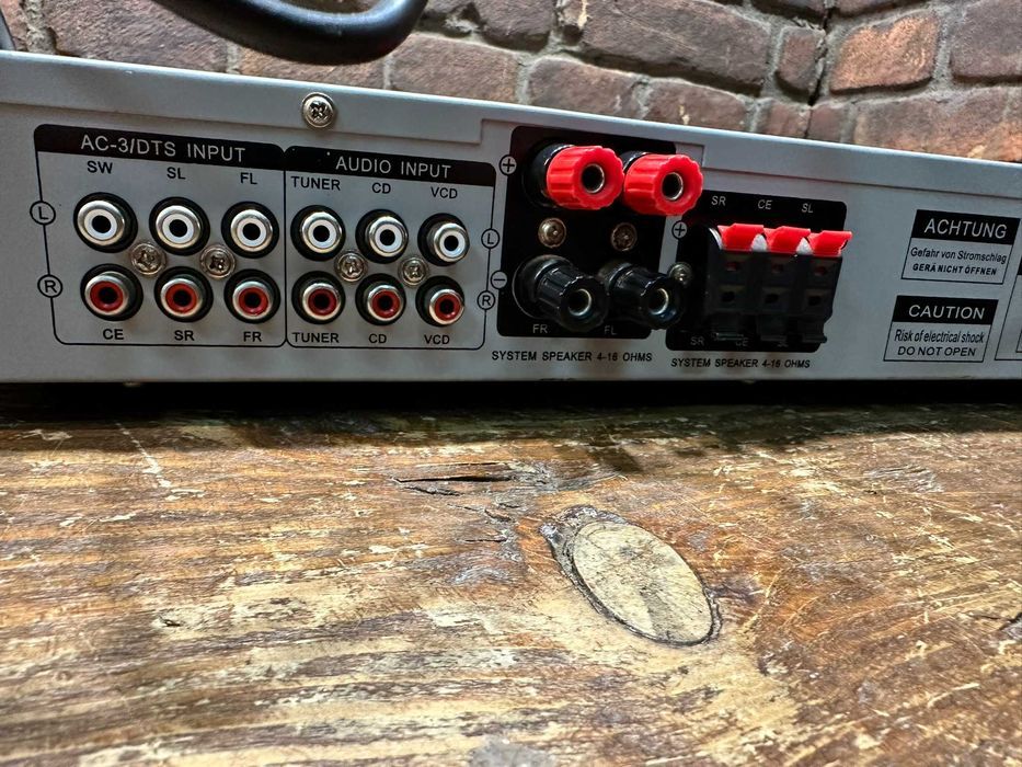 Wzmacniacz SL-2500