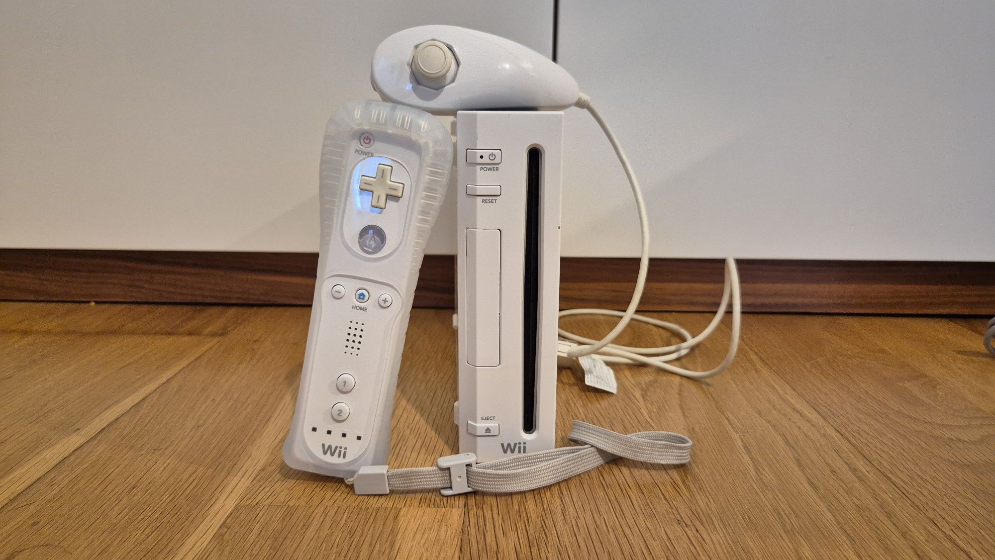 Wii Completa c/ acessórios originais