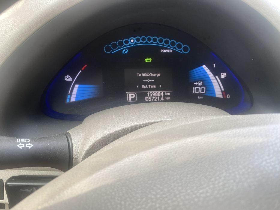 Nissan leaf 2011 р. ( нісан ліф)