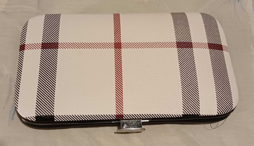 Kit 7 Peças Lote Manicure Set Profissional Aço Inoxidável Corta Unhas