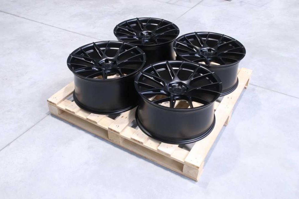 !OUTLET! Felgi Japan Racing JR42 20x10 ET45 + 20x10,5 ET35 5x108 Black