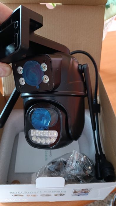 Поворотная камера відеонагляду