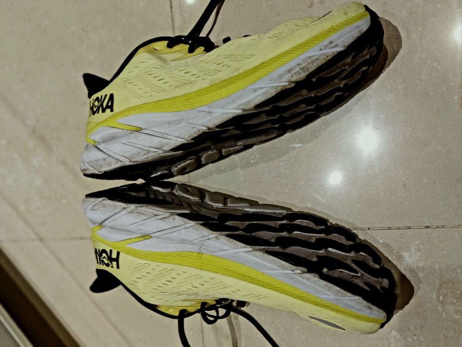 Sapatilhas HOKA Clifton 8