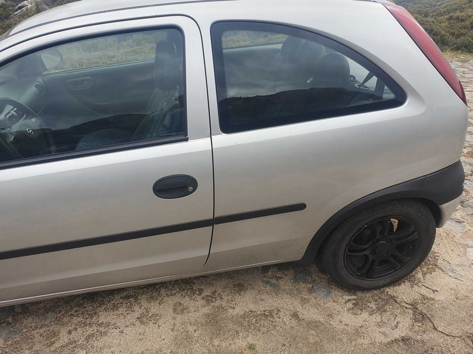Oportunidade!! Opel Corsa C 2001 1.2 Gasolina Ecotech