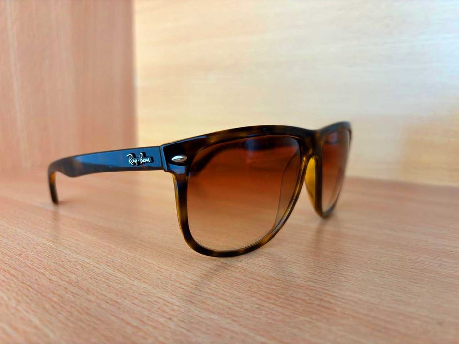 Сонцезахисні окуляри Ray-Ban Boyfriend RB4147 710/51