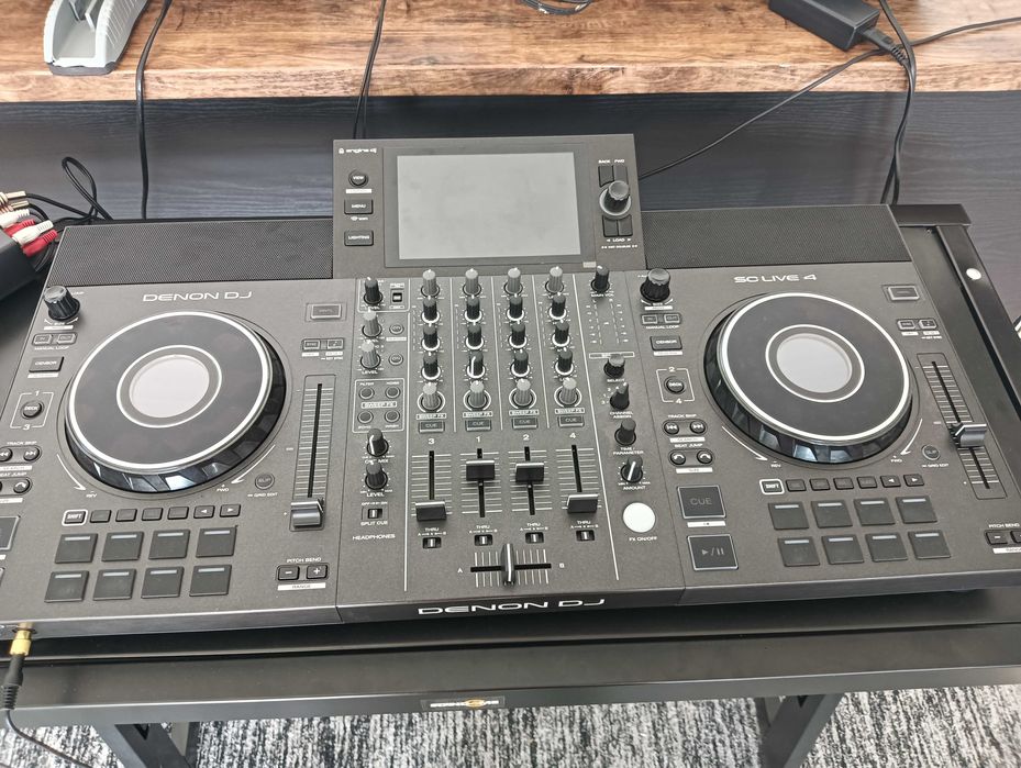 Denon SC LIVE4 4 - pouco uso
