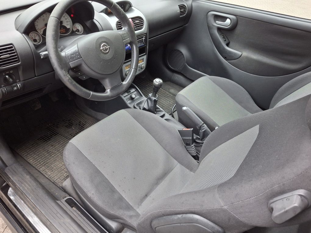 Sprzedam Opel Corsa C 1.0 Klimatronic