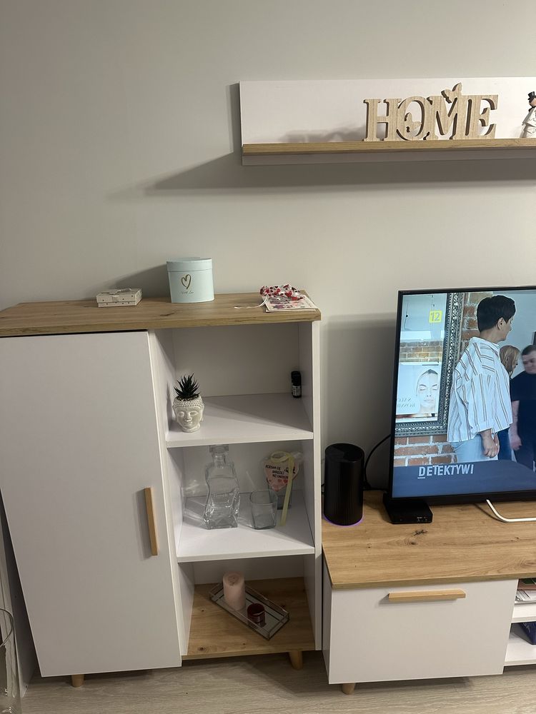 Meble plus stół do kompletu