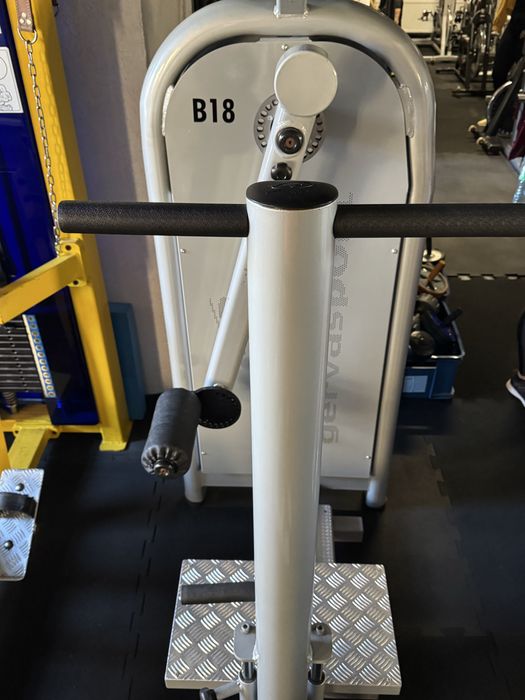 Wysyłka w cenie!!!Przywodziciel odwodziciel stojąc