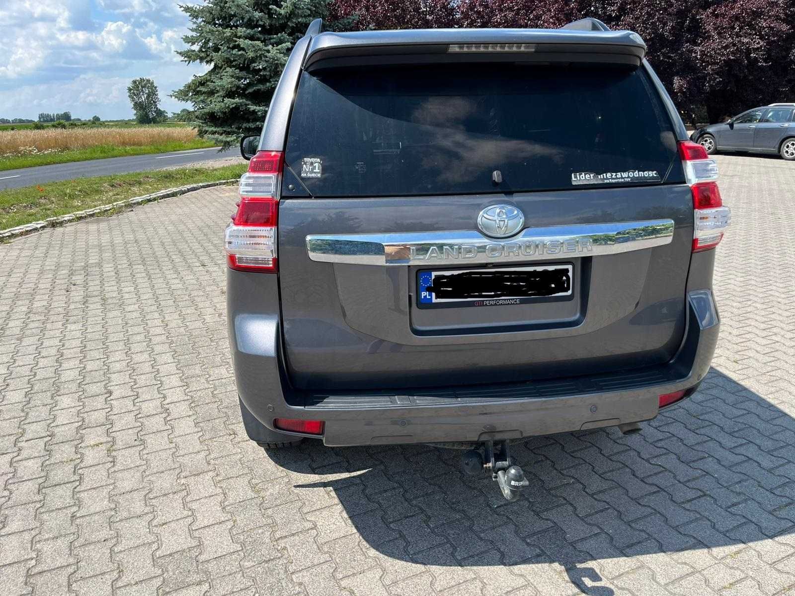 TOYOTA Land Cruiser invinicible