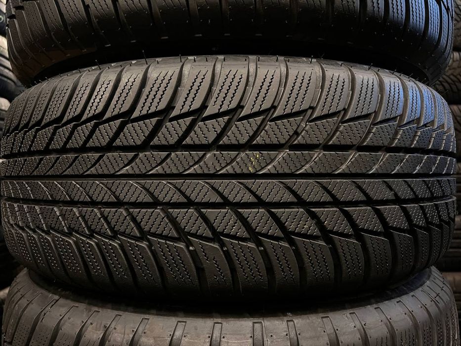 Шини зимові 225х55хR17 Bridgestone Blizzak LM001 RSC / 4 Шт 95+% Прот