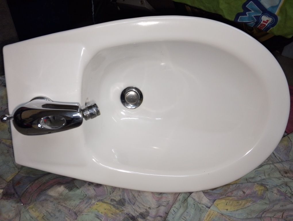 Bidet wiszący uzywany