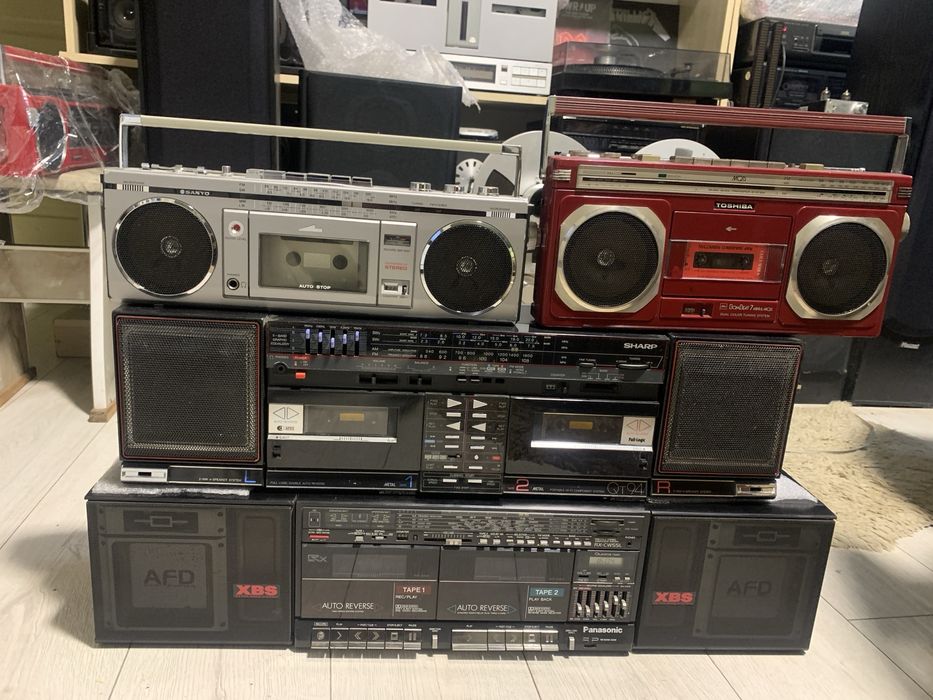 Магнітола Панасонік