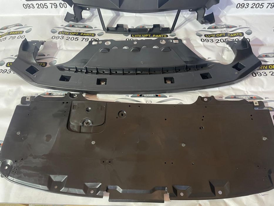 Захист бампера mazda 6 GL 2018-2021 накладка радіаторав повітрявод