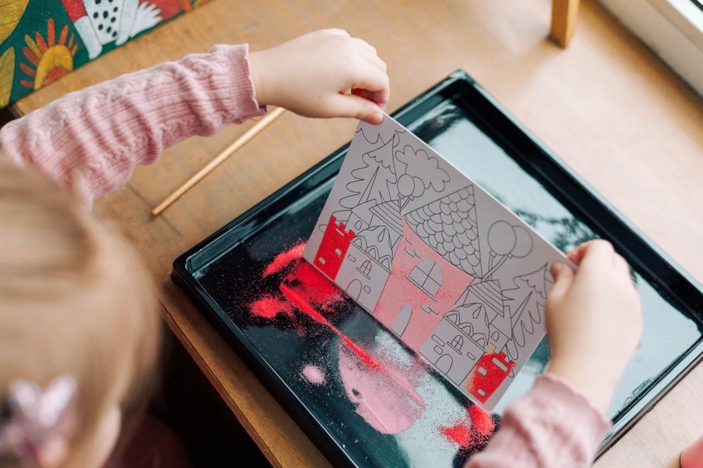 Неймовірний творчий набір малювання піском