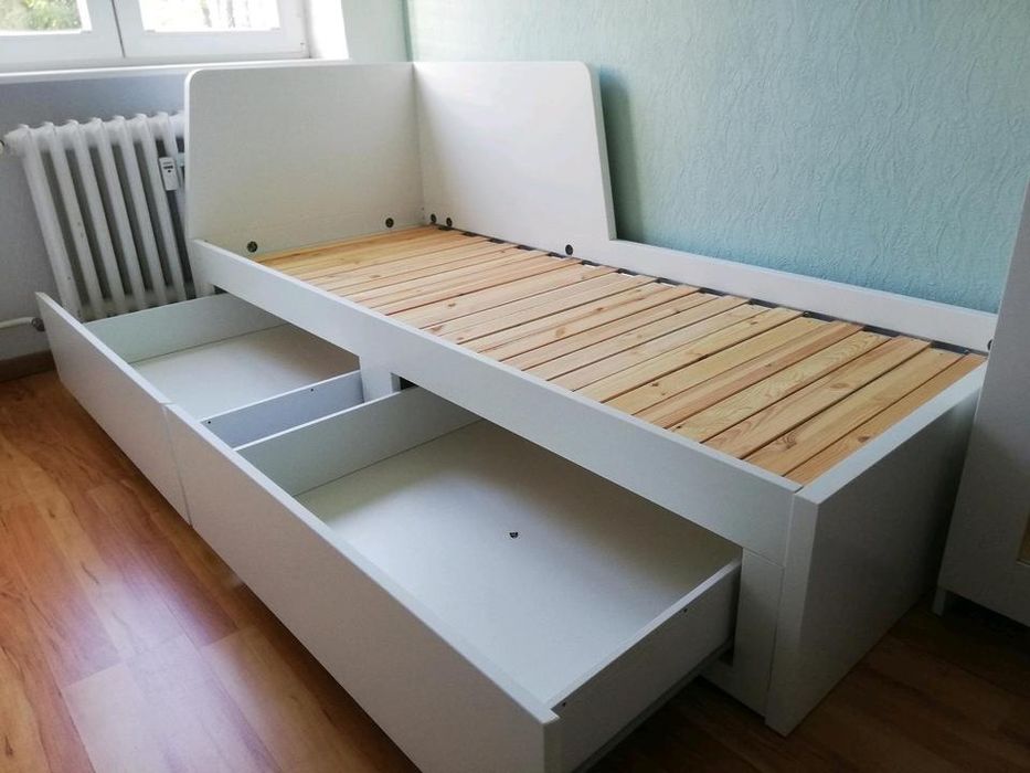 Fajne białe łóżko leżanka ikea flekke 80x200 na 160x200 stan super