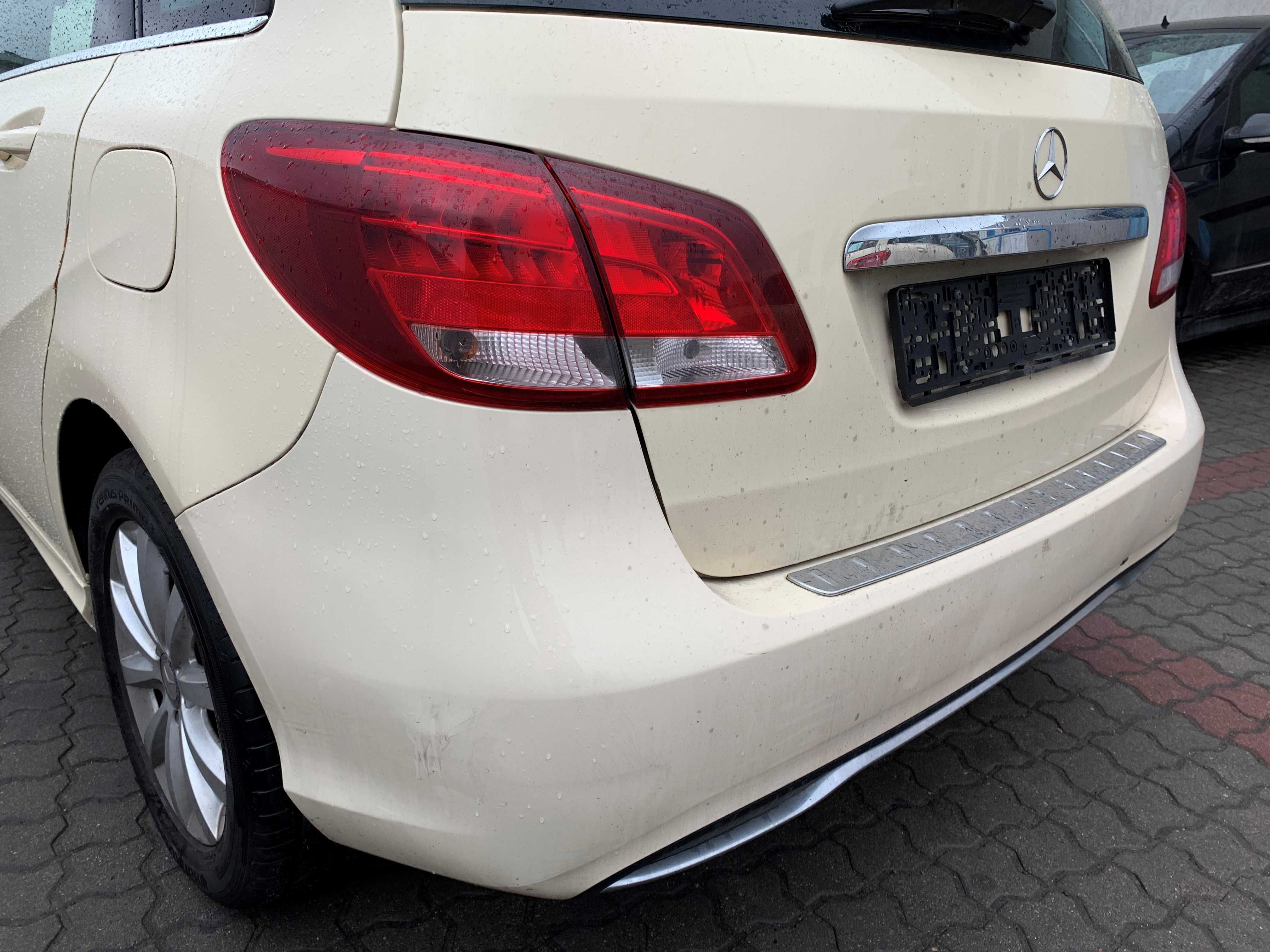 Mercedes b klasa w246 LIFT Lampa TYŁ TYLNA lewa LUB prawa części