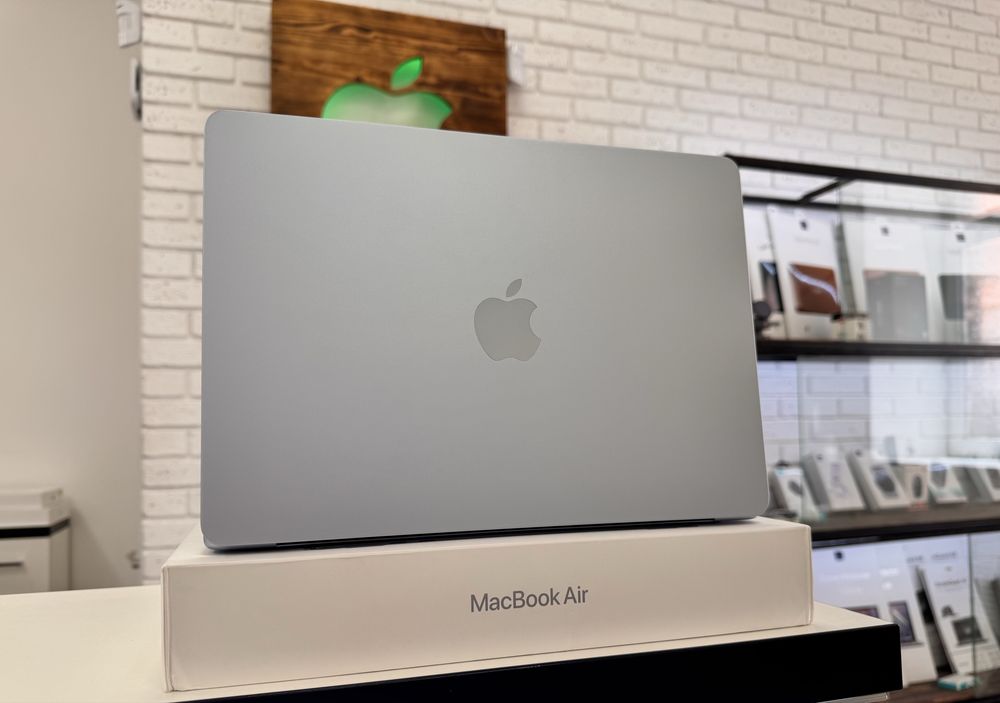MacBook Air  M4 2025 (MC6V4) 24/512gb Sky Blue Магазин Гарантія