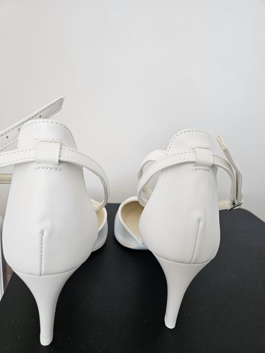Buty ślubne, białe. Rozmiar 41. Brilu.