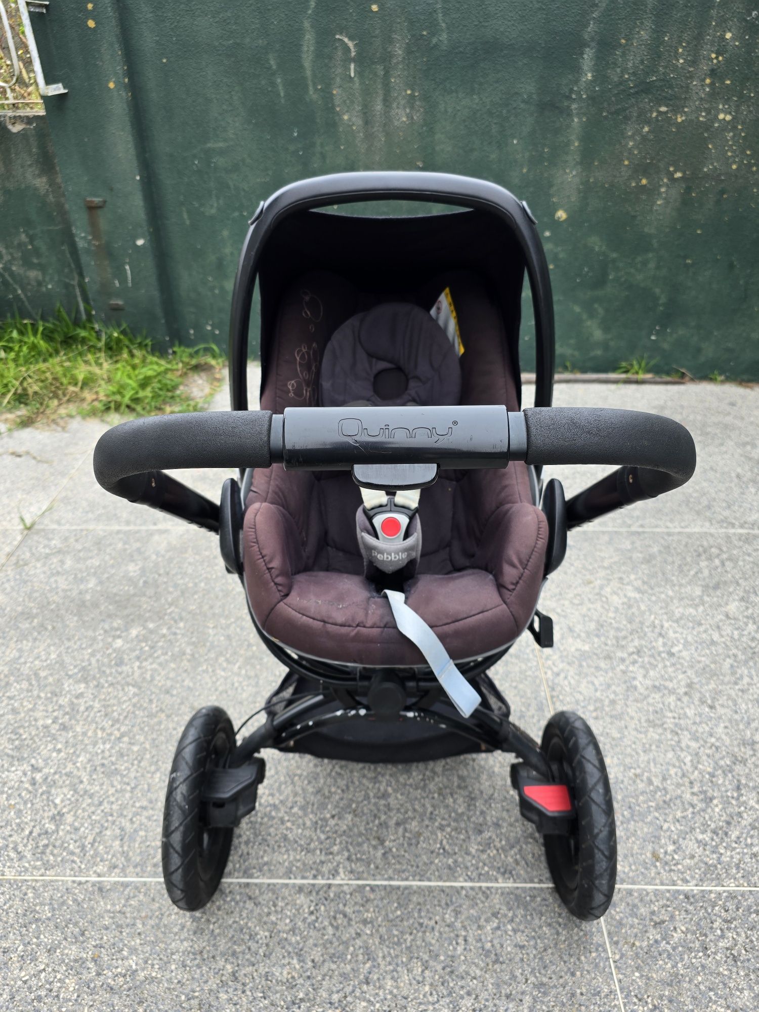Carrinho de bebé Quinny