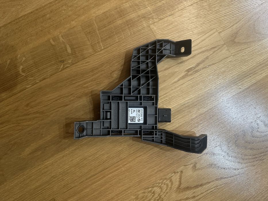 Передній лівий радар ioniq 5