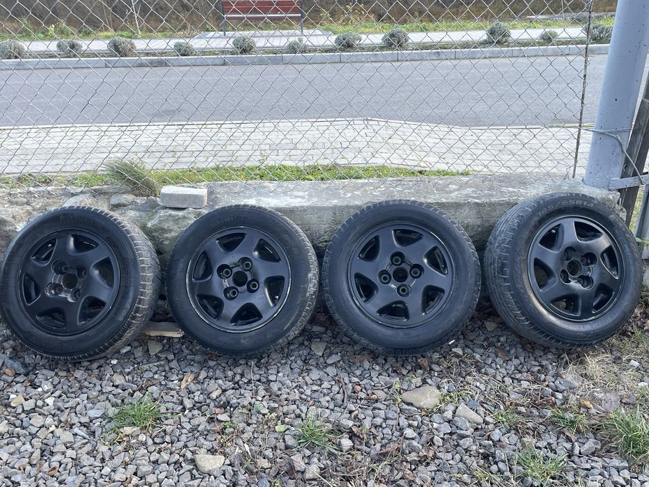 Резина із титанами