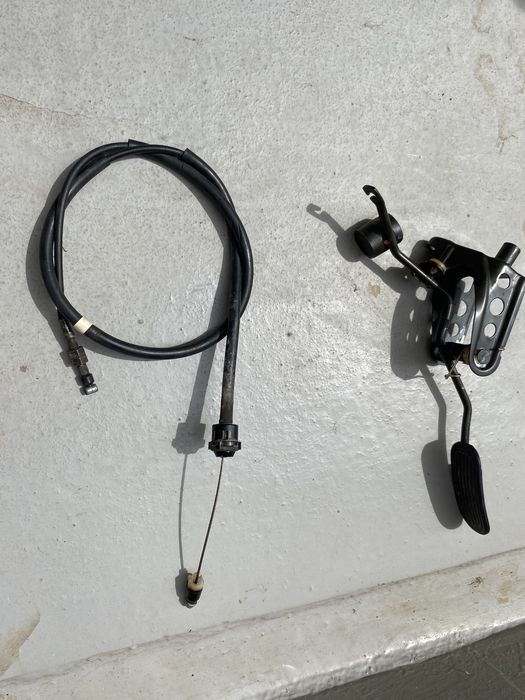 Vendo cabo de embraiagem mais pedal original  para toyota yaris