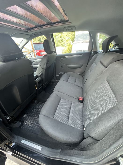 Mercedes-Benz B170